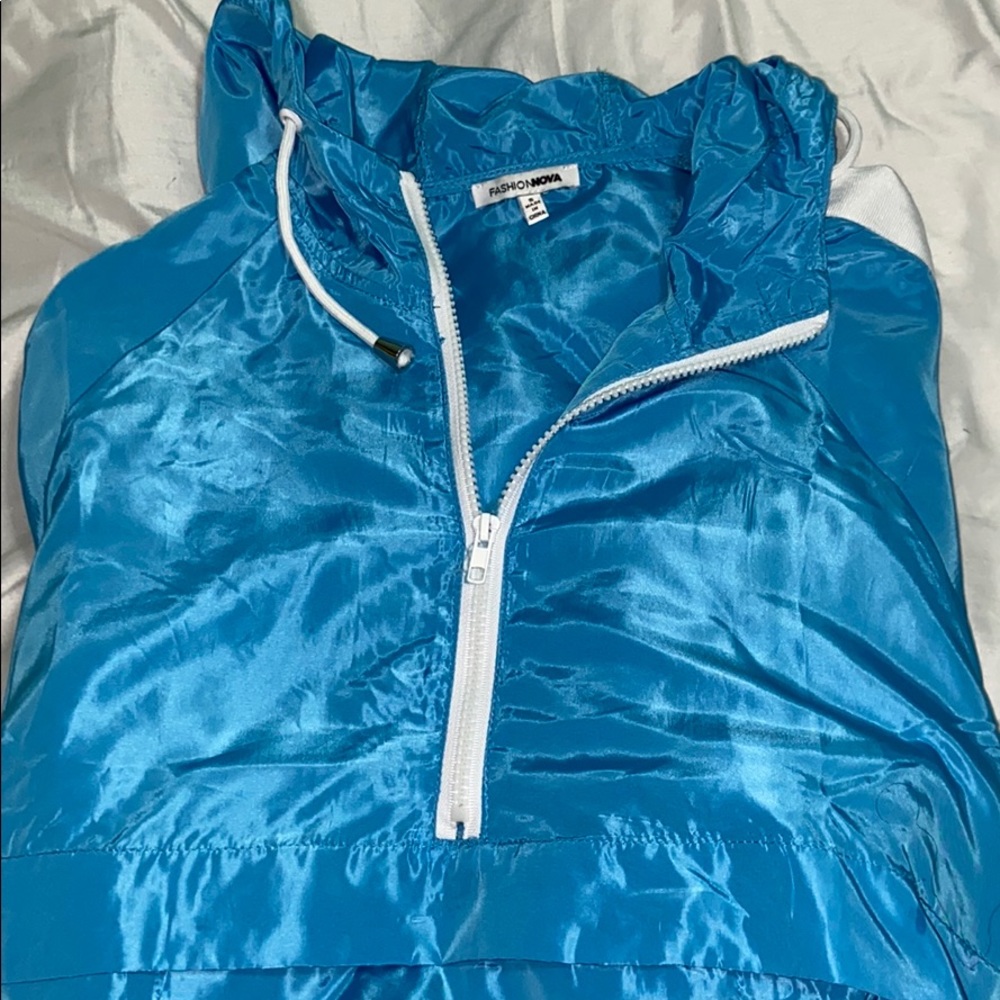 Light blue windbreaker ✨